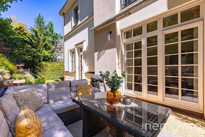 Prodej vily, Praha - Dejvice, V Šáreckém údolí, 459 m2