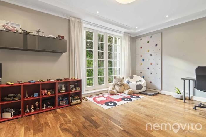 Prodej vily, Praha - Dejvice, V Šáreckém údolí, 459 m2