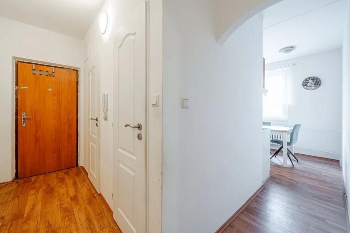 Prodej bytu 3+1, Hroznětín, Sídliště, 80 m2