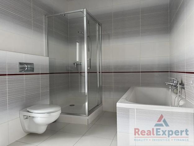 Pronájem rodinného domu, Šestajovice, Křížovnická, 180 m2