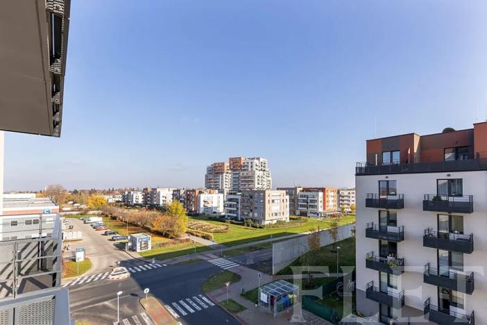 Pronájem bytu 1+kk, Praha - Letňany, Škrábkových, 31 m2