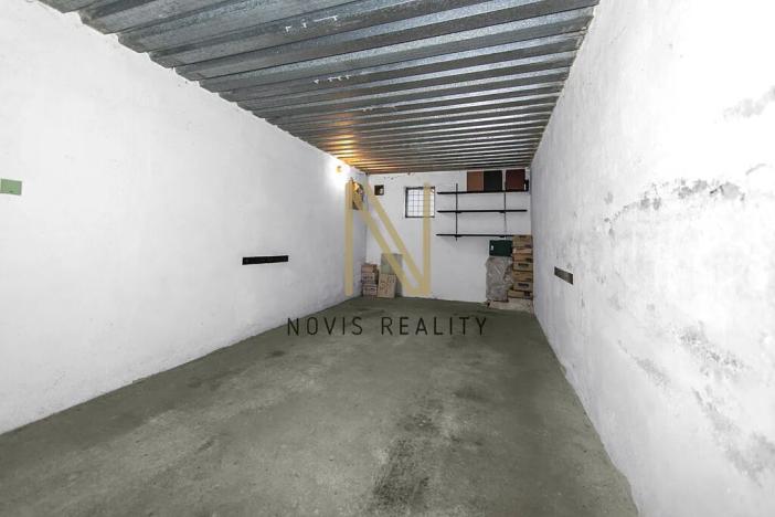 Pronájem garáže, Plzeň, Pecháčkova, 15 m2