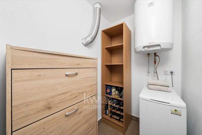 Prodej bytu 1+kk, Praha - Žižkov, Jeseniova, 39 m2