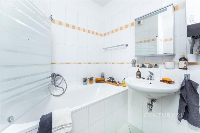 Pronájem bytu 2+kk, Praha, Bohdanečská, 47 m2