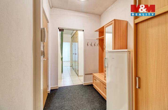 Prodej bytu 3+1, Karlovy Vary, U Koupaliště, 70 m2