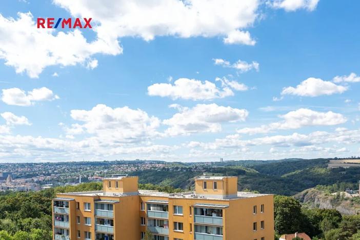 Pronájem bytu 1+1, Praha - Troja, Krynická, 29 m2