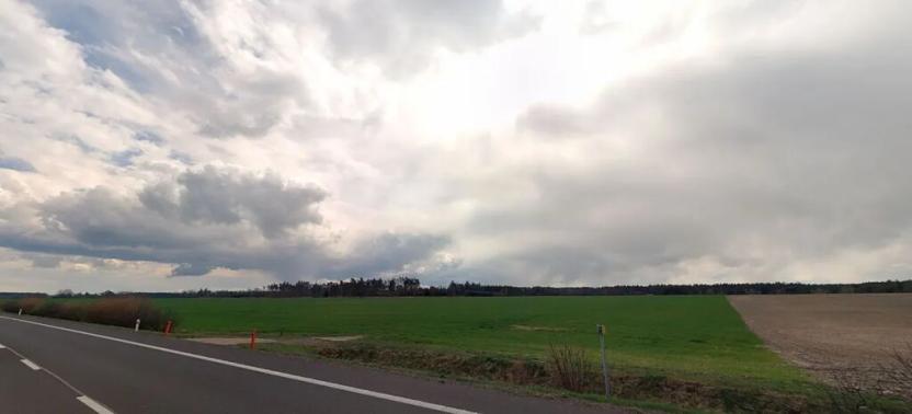 Prodej podílu pole, Bělá pod Bezdězem, 4095 m2