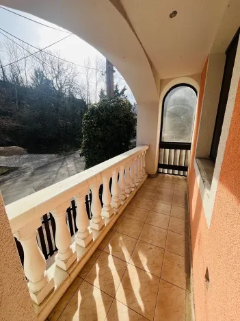 Pronájem rodinného domu, Jesenice, K Belnici, 90 m2