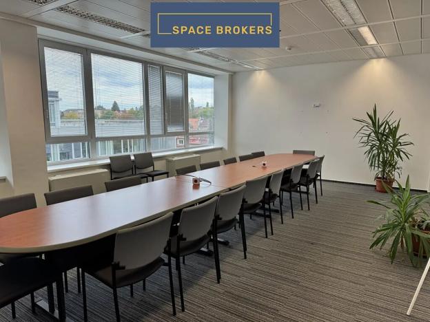 Pronájem kanceláře, Praha - Dejvice, Evropská, 407 m2