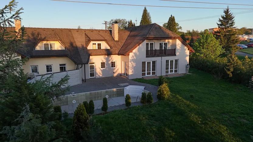 Prodej rodinného domu, Popovičky, Na Skalce, 340 m2