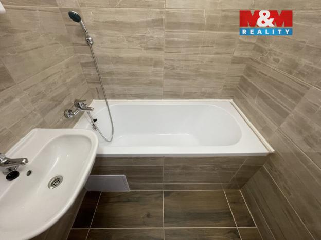 Pronájem bytu 2+1, Jirkov, Karla Čapka, 51 m2