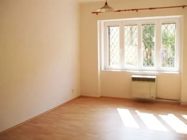 Pronájem bytu 1+kk, Praha - Nusle, Bohuslava ze Švamberka, 28 m2