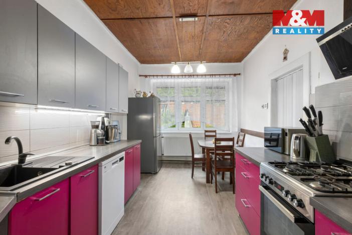 Prodej obchodního prostoru, Žlebské Chvalovice, 280 m2