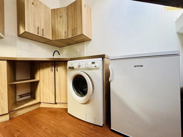 Pronájem bytu 1+kk, Moravské Budějovice, nám. Míru, 20 m2