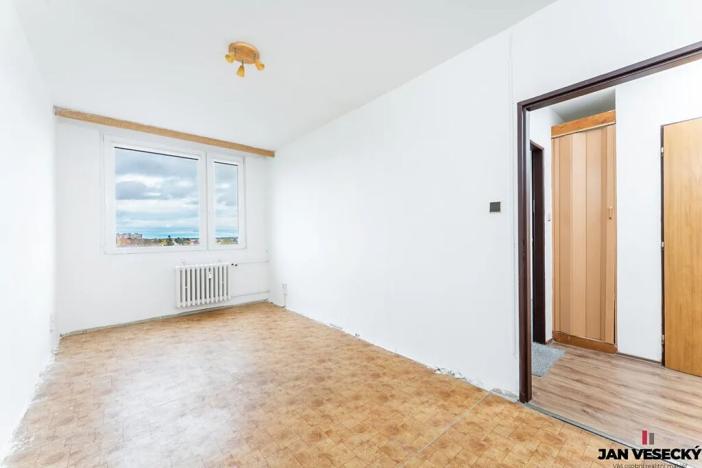 Prodej bytu 3+1, Praha - Horní Počernice, Lhotská, 73 m2