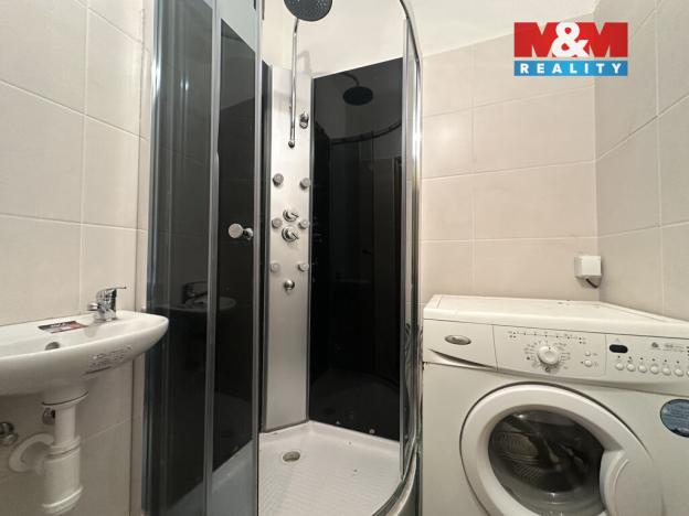 Pronájem bytu 1+1, Klášterec nad Ohří - Miřetice u Klášterce nad Ohří, Václava Řezáče, 39 m2