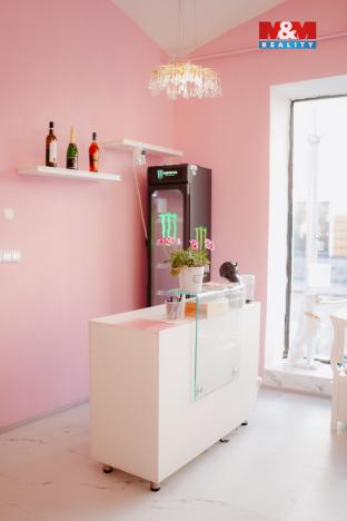 Prodej obchodního prostoru, Náchod, 65 m2