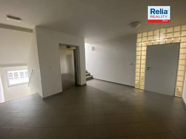 Pronájem bytu 2+kk, Liberec, Americká, 61 m2