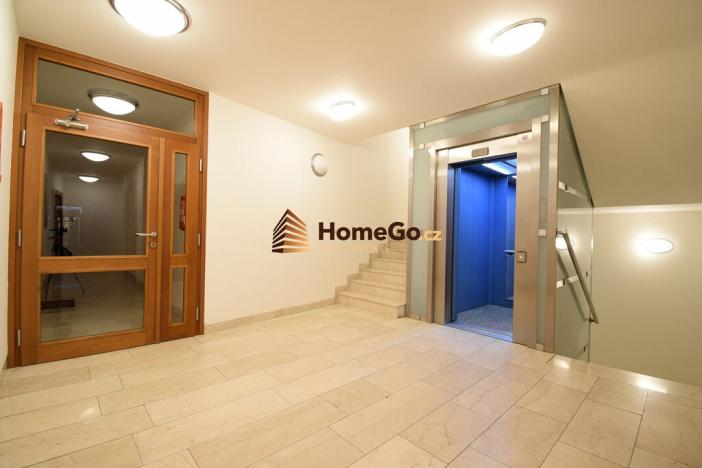 Pronájem bytu 2+kk, Praha - Vysočany, Paříkova, 45 m2