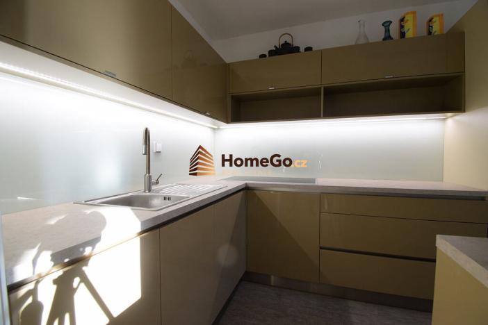 Pronájem kanceláře, Praha - Klánovice, Slavětínská, 50 m2