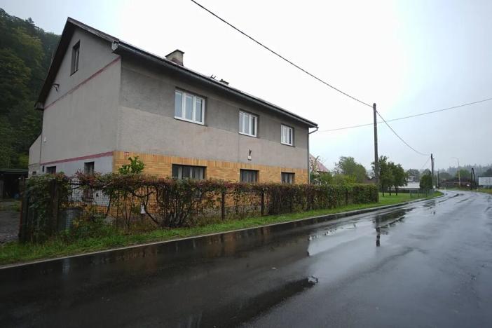 Prodej rodinného domu, Klášterská Lhota, 390 m2