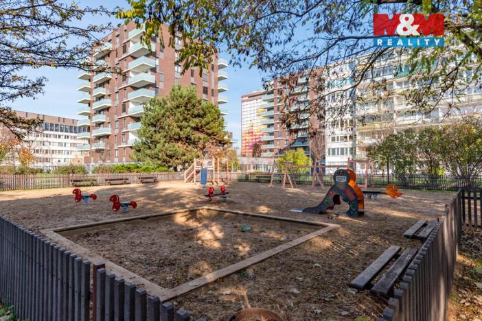 Prodej bytu 3+1, Praha - Karlín, Molákova, 64 m2