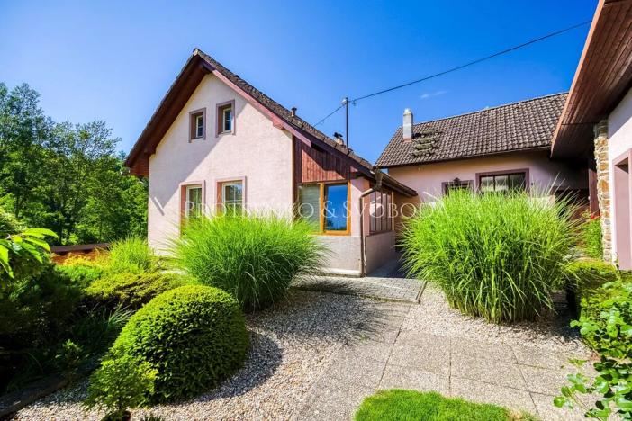 Prodej rodinného domu, Ledečko, 257 m2