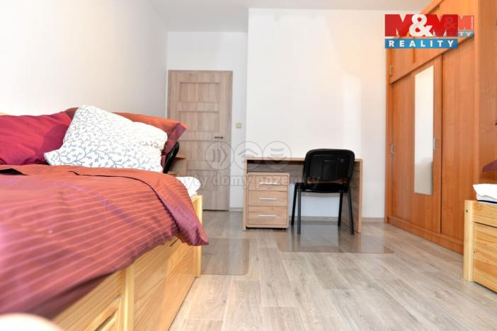 Pronájem bytu 1+kk, Pardubice - Cihelna, Brozanská, 51 m2