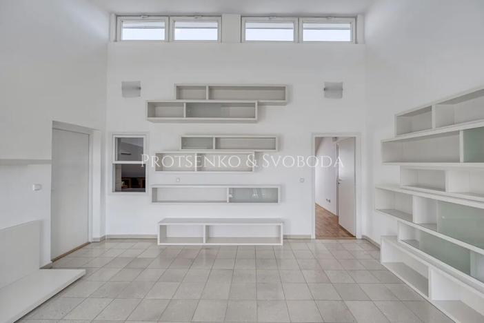 Prodej ordinace, Křižanov, Benešovo náměstí, 530 m2