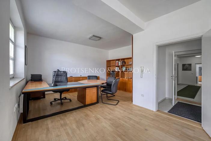 Prodej vícegeneračního domu, Křižanov, Benešovo náměstí, 530 m2