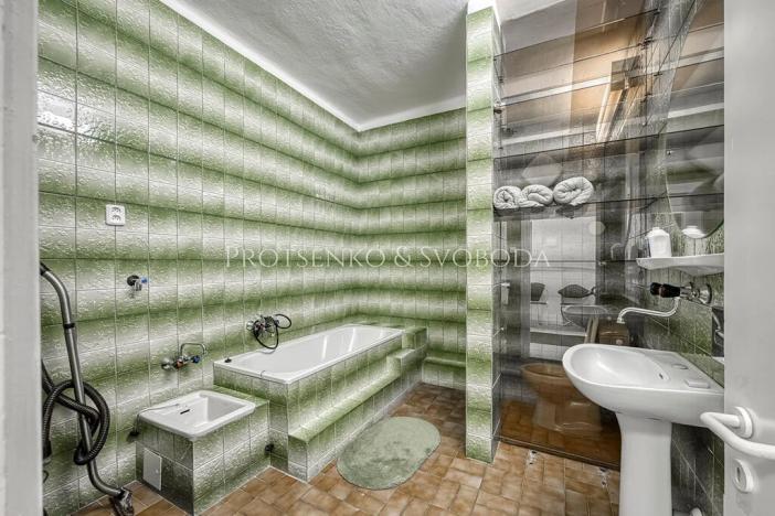 Prodej vícegeneračního domu, Křižanov, Benešovo náměstí, 530 m2