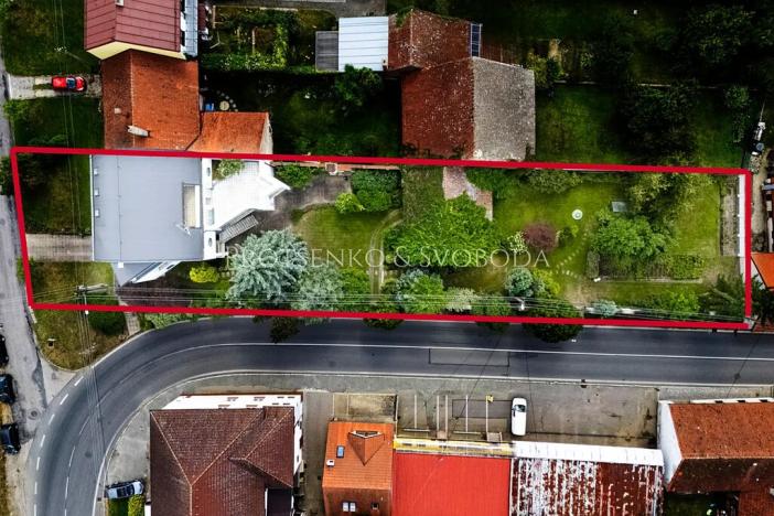 Prodej vícegeneračního domu, Křižanov, Benešovo náměstí, 530 m2