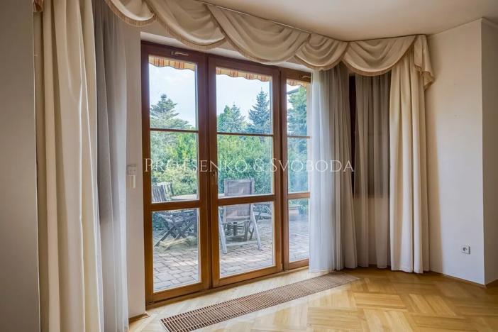 Prodej kanceláře, Vestec, Průběžná, 427 m2