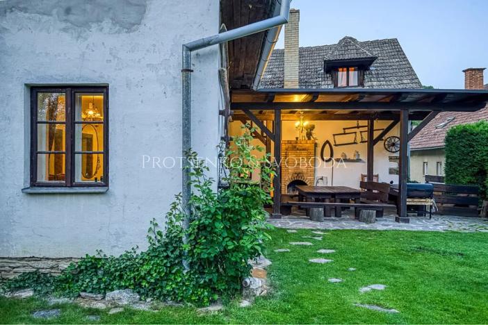 Prodej rodinného domu, Dalečín, 536 m2