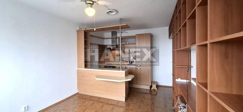 Pronájem bytu 2+kk, Praha - Troja, Olštýnská, 33 m2