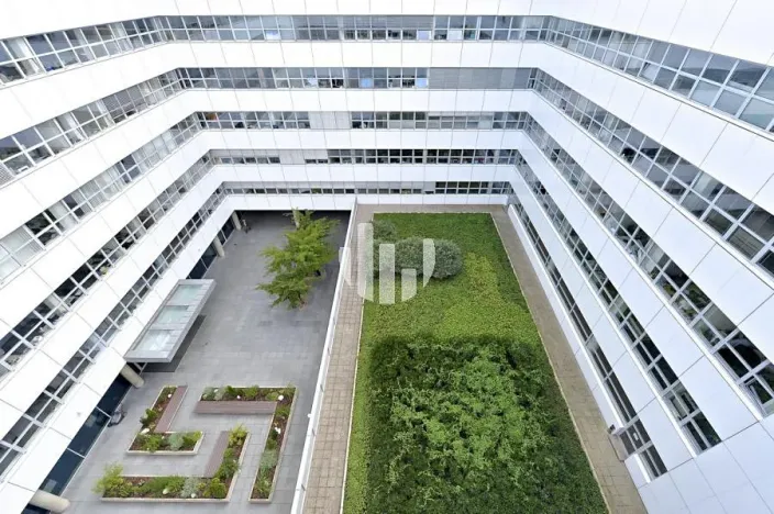 Pronájem kanceláře, Praha - Smíchov, Radlická, 432 m2