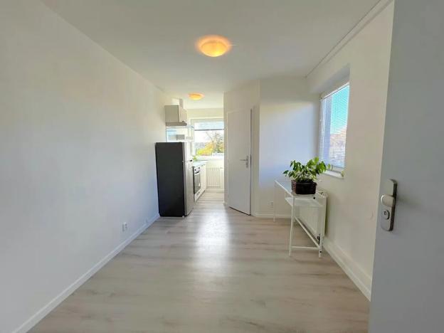 Pronájem bytu 1+kk, Hostivice, Čsl. armády, 18 m2