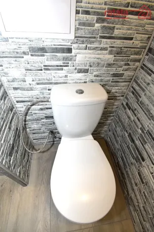 Pronájem bytu 1+1, Chomutov, Jirkovská, 36 m2