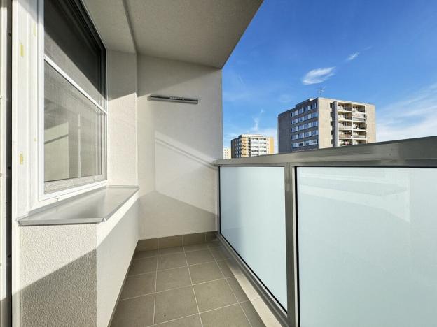 Pronájem bytu 2+1, Pardubice - Zelené Předměstí, nábřeží Závodu míru, 58 m2