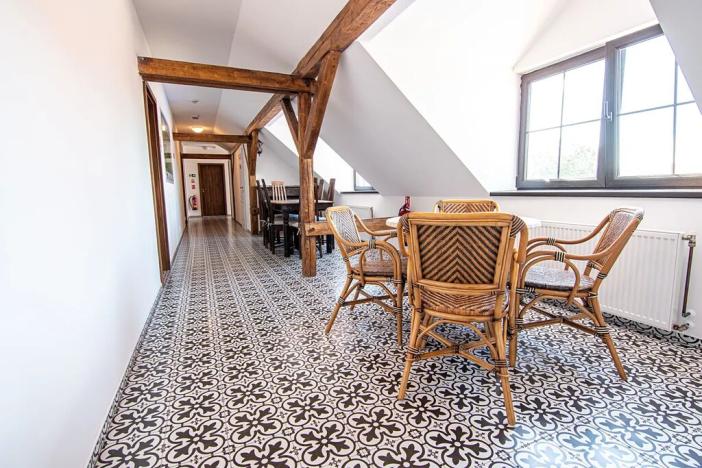 Prodej obchodního prostoru, Břežany I, 590 m2