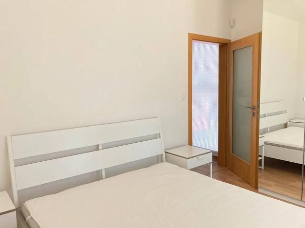 Pronájem bytu 2+kk, Praha - Letňany, Kadečkové, 52 m2