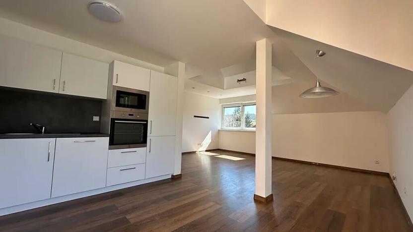 Prodej bytu 4+kk, Luhačovice, 109 m2