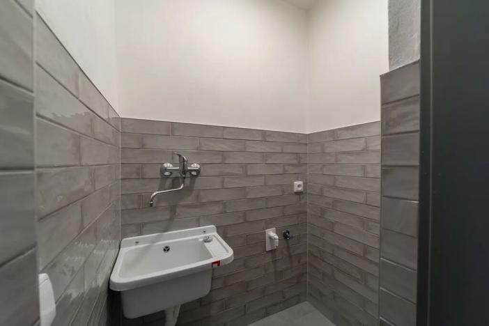 Pronájem obchodního prostoru, Praha - Žižkov, Ježkova, 64 m2