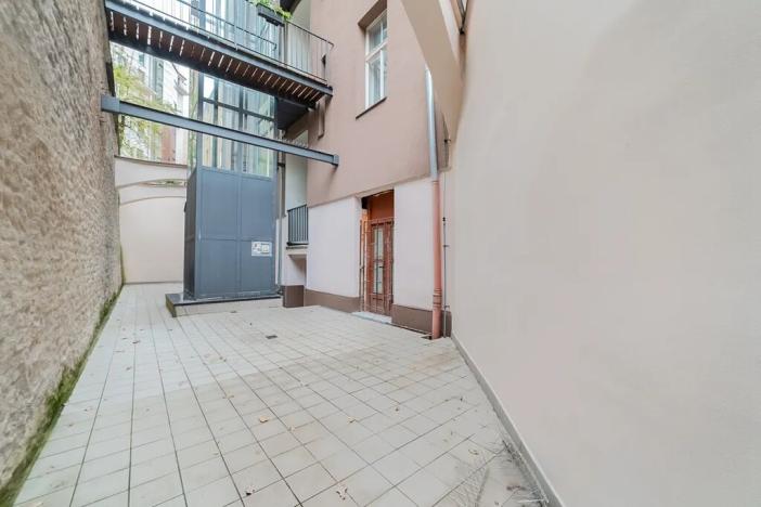 Pronájem obchodního prostoru, Praha - Žižkov, Ježkova, 64 m2