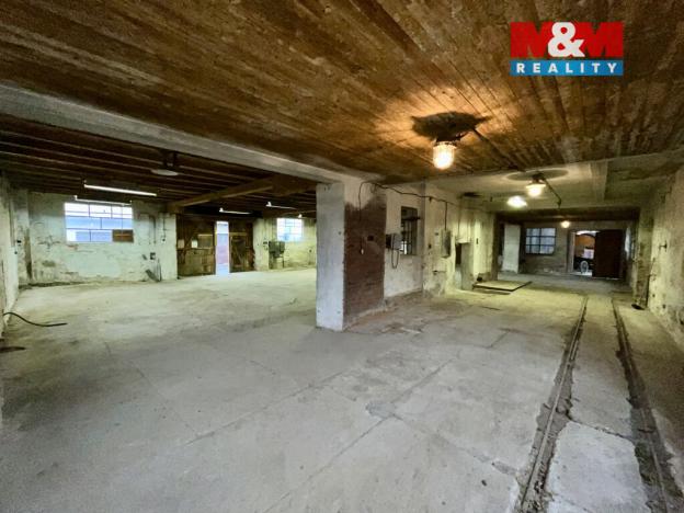 Pronájem skladu, Golčův Jeníkov, 305 m2