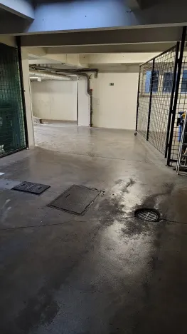 Pronájem garážového stání, Praha - Holešovice, U Pergamenky, 10 m2