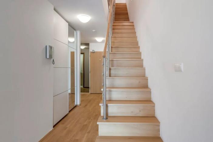 Prodej bytu 6+kk a větší, Praha - Žižkov, Ke kapslovně, 226 m2