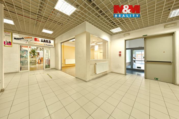 Pronájem obchodního prostoru, Děčín - Děčín IV-Podmokly, Plzeňská, 22 m2