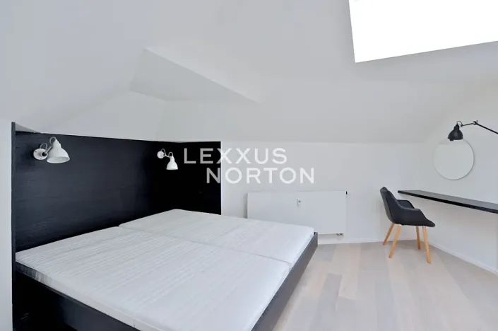 Pronájem bytu 2+kk, Praha - Vinohrady, náměstí Jiřího z Poděbrad, 60 m2