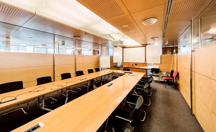 Pronájem kanceláře, Praha - Krč, Olbrachtova, 730 m2